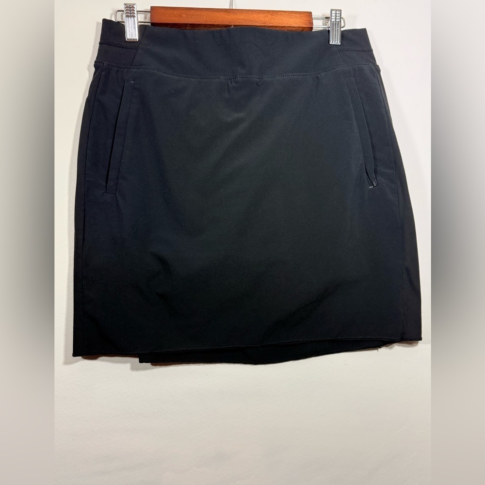 Athleta Size 10 Women’s Black Skirt